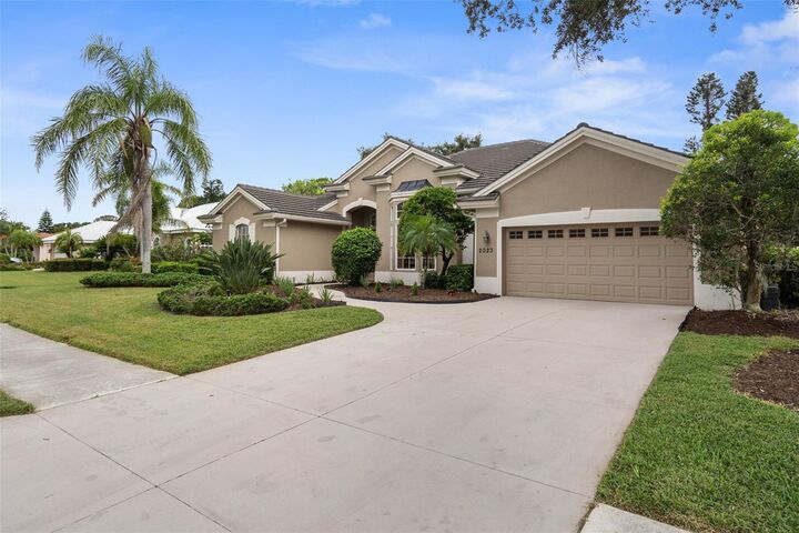 Property Photo: 2023 Calusa Lakes Boulevard FL 34275