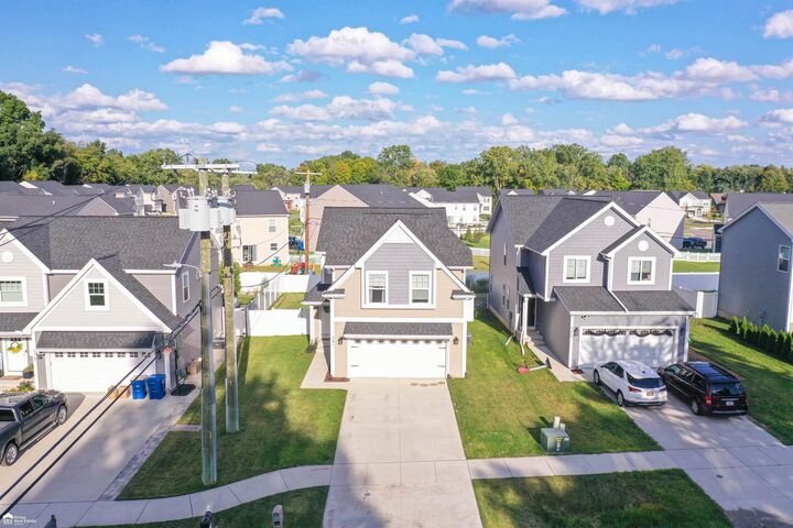 Property Photo: 581 S Winding Drive MI 48328
