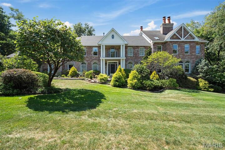 10610 Deerpath Acres Court  St Louis MO 63128 photo