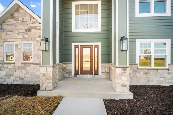 Property Photo: 820 Tyler Way WI 53017