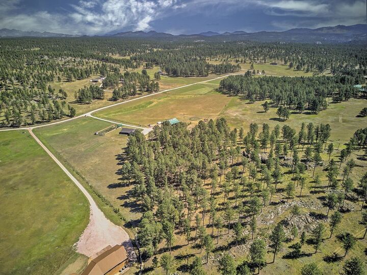 Property Photo: 12073 Fox Ridge Road SD 57730