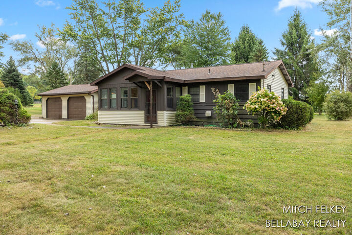Property Photo:  1116 128th Avenue  MI 49344 
