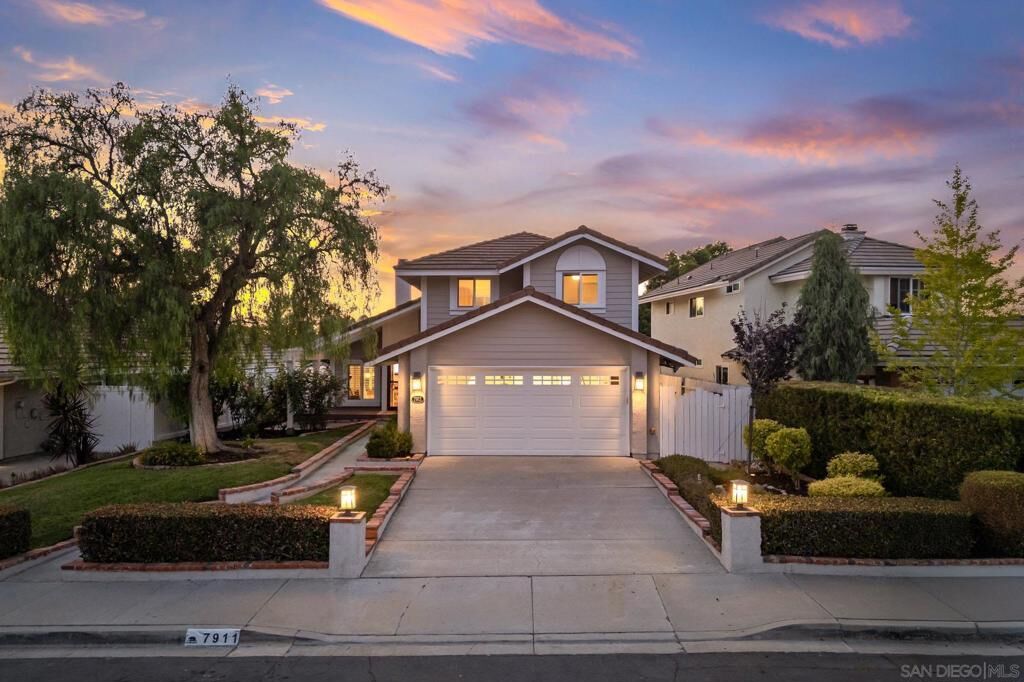 Property Photo: 7911 Calle Posada CA 92009