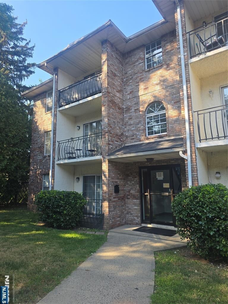 Property Photo:  800 Summer  NJ 07104 