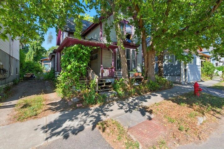 52 Peru Street  Burlington VT 05401 photo