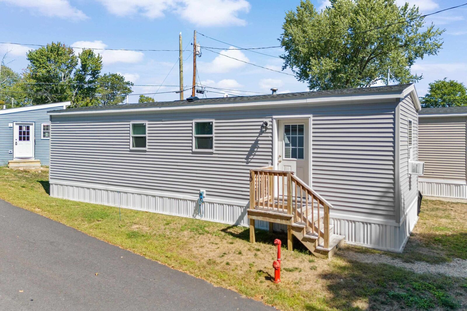 Property Photo: 1338 Woodbury Avenue NH 03801