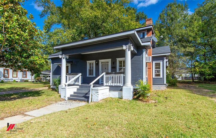 Property Photo: 1815 Highland Avenue LA 71101