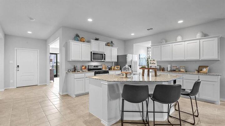 Property Photo: 4129 Twisted Creek Drive TX 76036