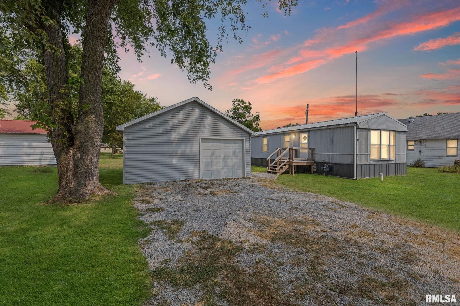 Property Photo: 5219 US Hwy 50 Avenue IL 62881
