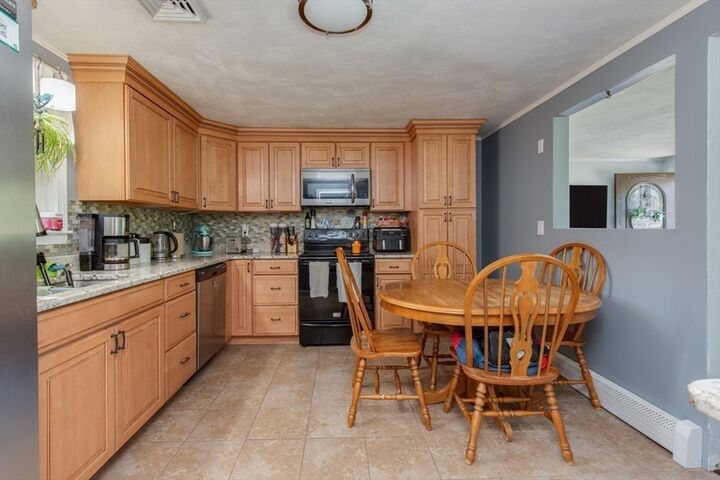 Property Photo:  906 Oid Shawsheen Street  MA 01876 