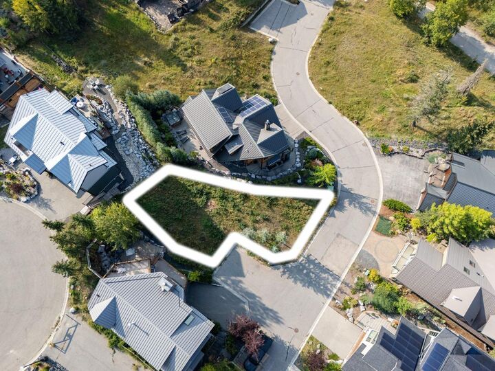 Property Photo: 125 Benchlands Terrace 3 AB T1W 1G2