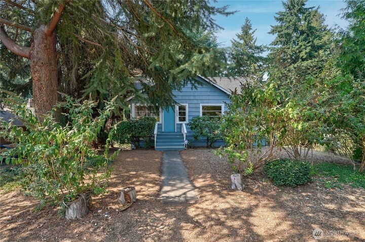 Property Photo: 11027 Alton Avenue NE WA 98125