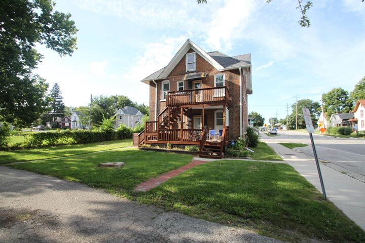 1241 6th Avenue  Rockford IL 61104 photo