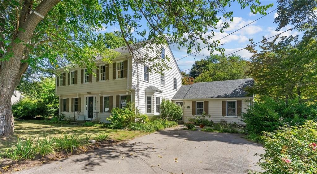Property Photo:  1220 Hope Street  RI 02809 
