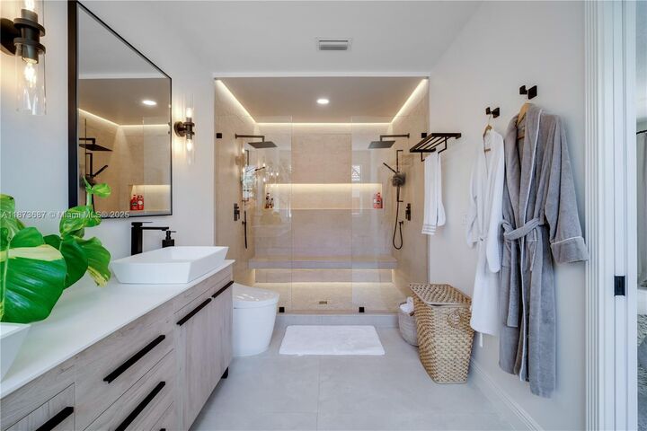 Property Photo: 8910 SW 160th St FL 33157