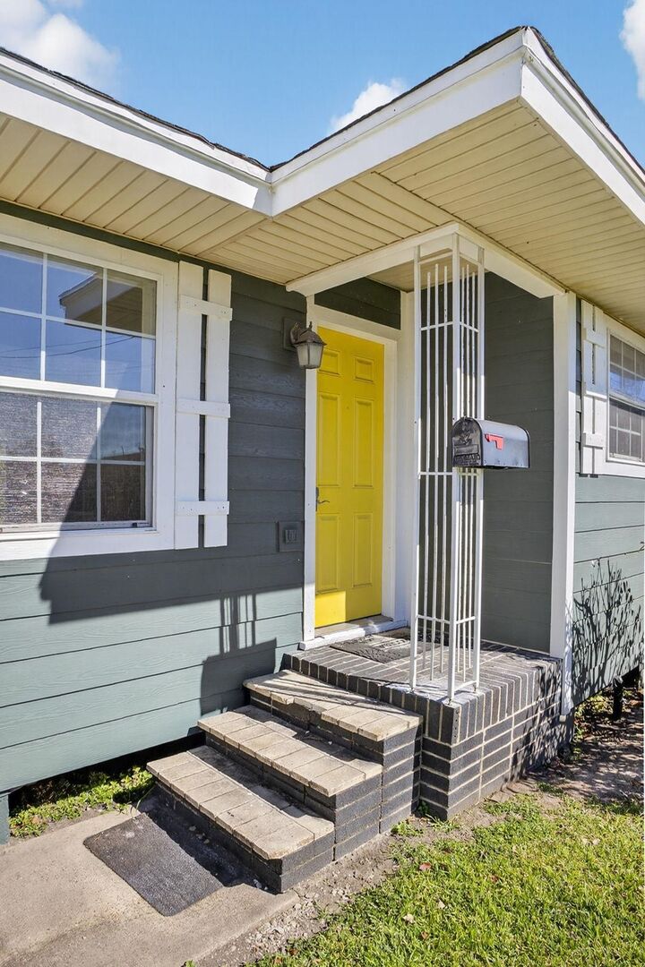 Property Photo:  5520 Lincoln Ave  TX 77619 