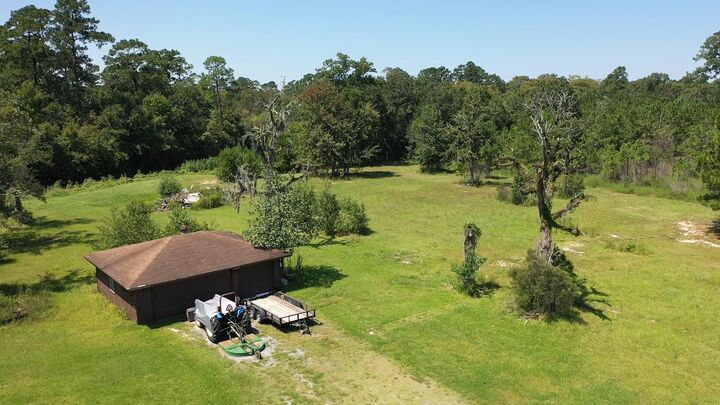Property Photo:  1378 Bear Path  TX 77630-9999 