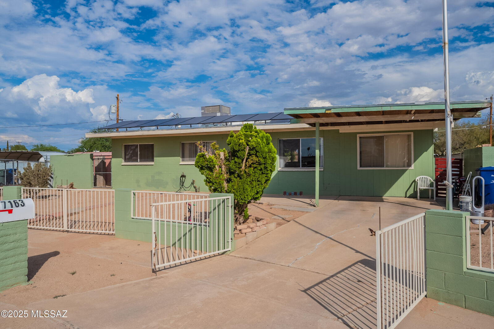 Property Photo: 7163 S Susana Drive AZ 85756