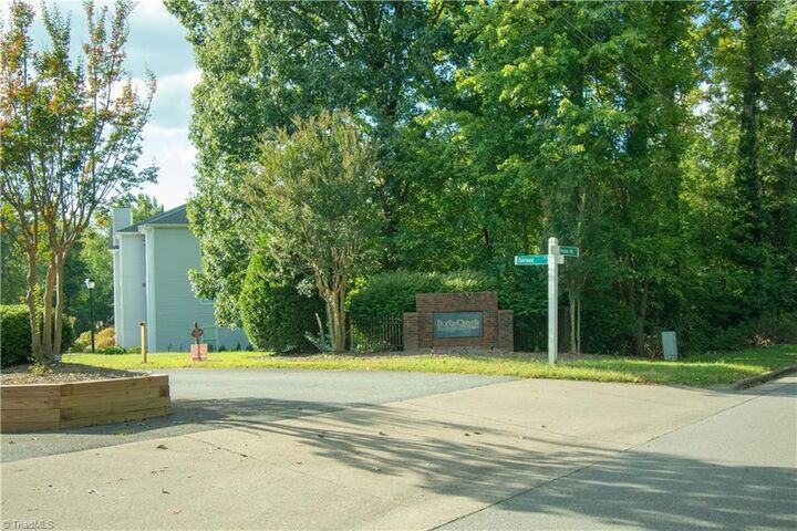 Property Photo:  132 Rivertree Lane  NC 27103 