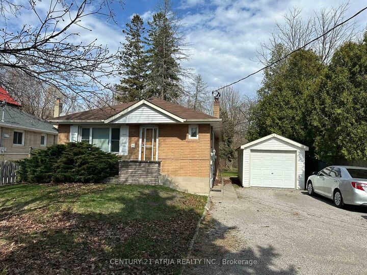 Photo de la propriété:  111 Scarboro Avenue  ON M1C 1M5 