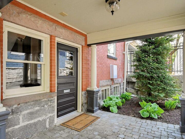 Property Photo: 18 Brant Road N ON N1S 2W1