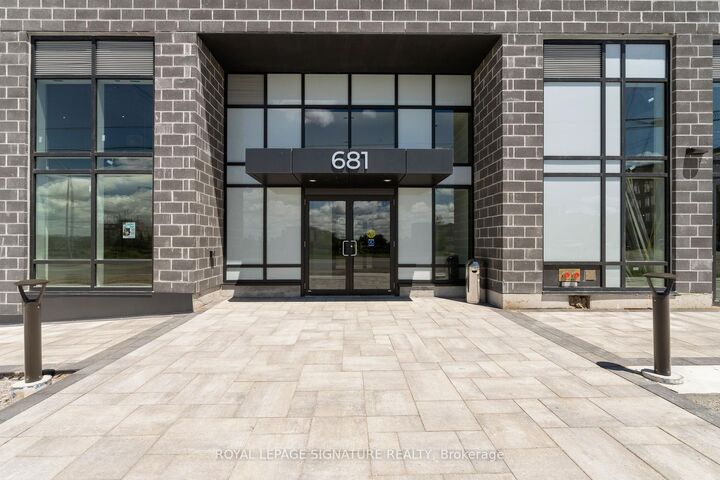 Property Photo: 681 Yonge Street 421 ON L4N 4E8