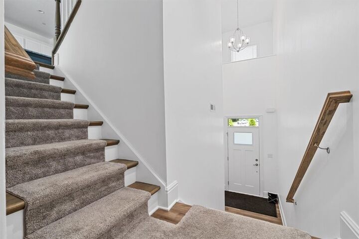 Property Photo:  114 Rainier Ln  PA 15090 