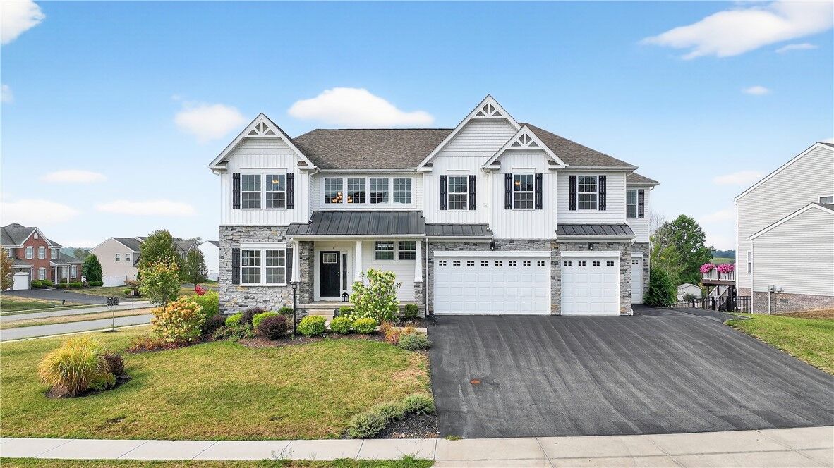 Property Photo:  1 Equestrian Drive  PA 15126 