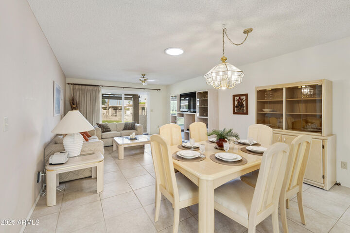 Property Photo:  718 S Arrowwood Way  AZ 85208 