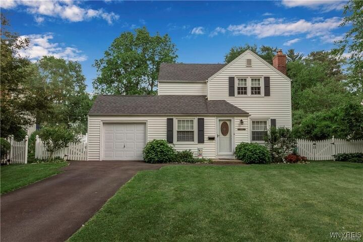 Property Photo: 4461 Arondale Drive NY 14221