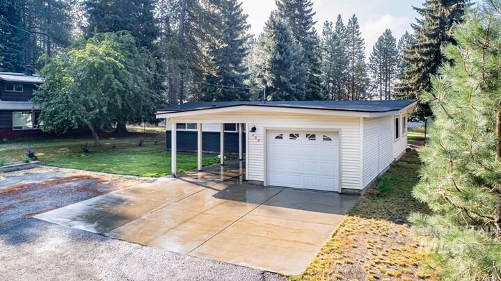 Property Photo:  408 Floyde St.  ID 83638 