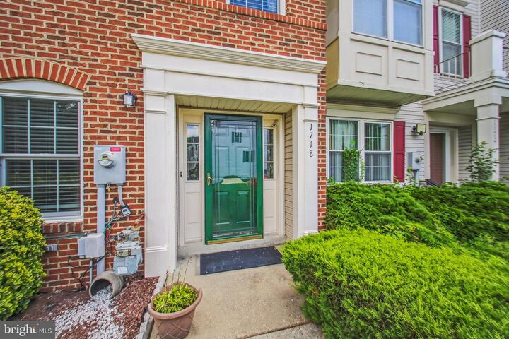 Property Photo:  1718 Severn Tree Court  MD 21144 