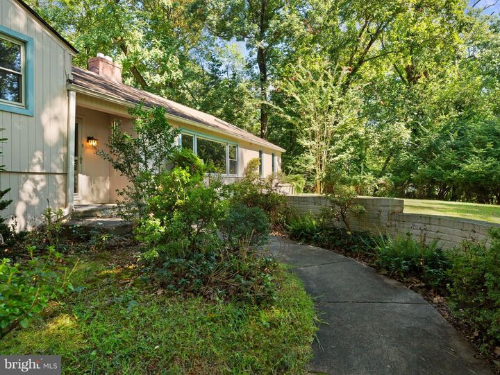 Property Photo:  8232 Forrest Avenue  PA 19027 