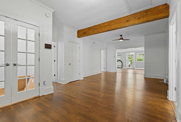 Property Photo:  4405 N Cypress St  AR 72116 
