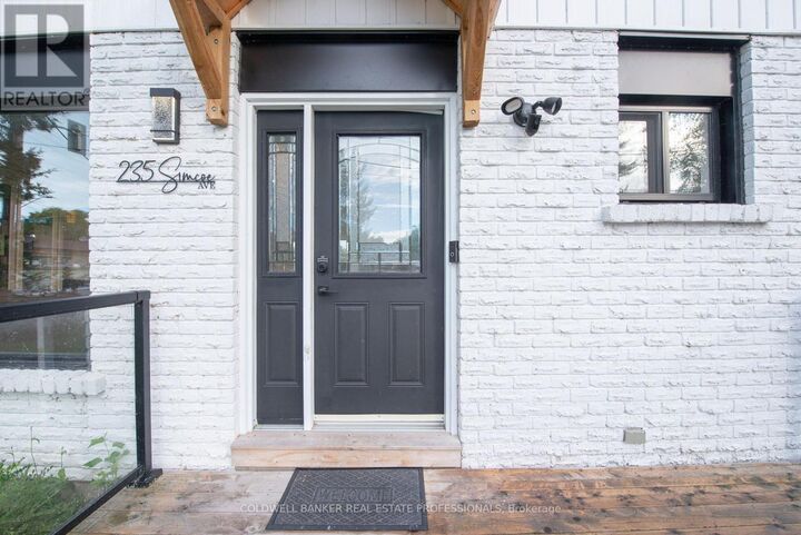 Property Photo: 235 Simcoe Avenue ON L4P 2H9