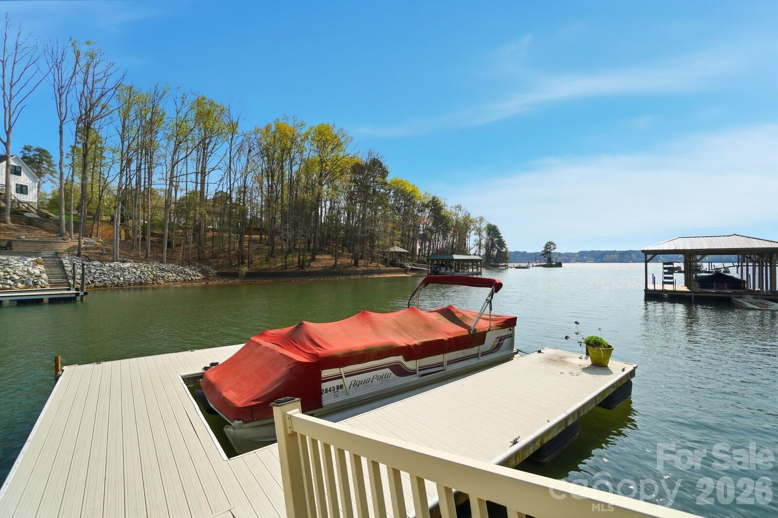 Property Photo: 107 Nautilus Court NC 28166