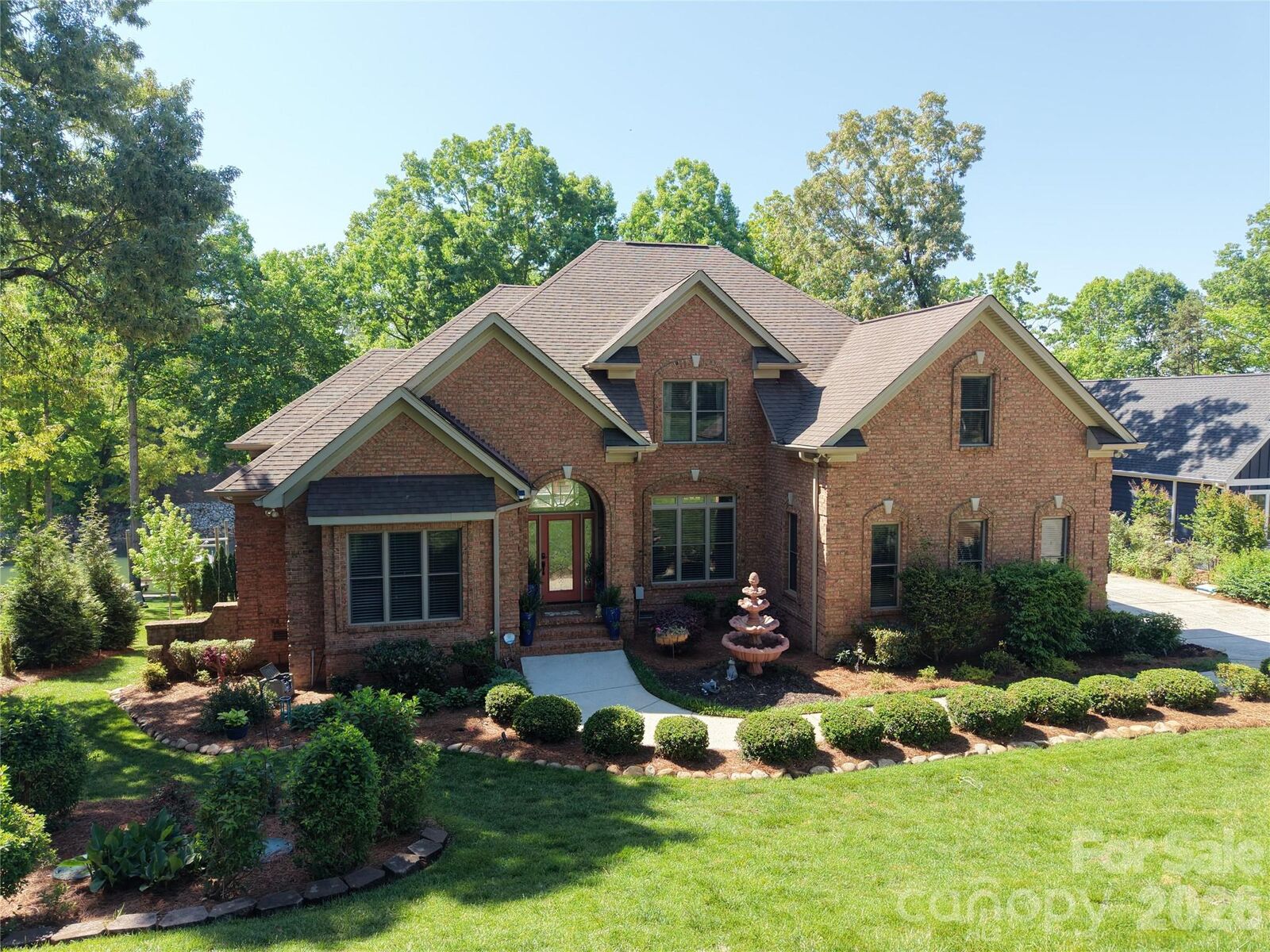 Property Photo: 107 Nautilus Court NC 28166
