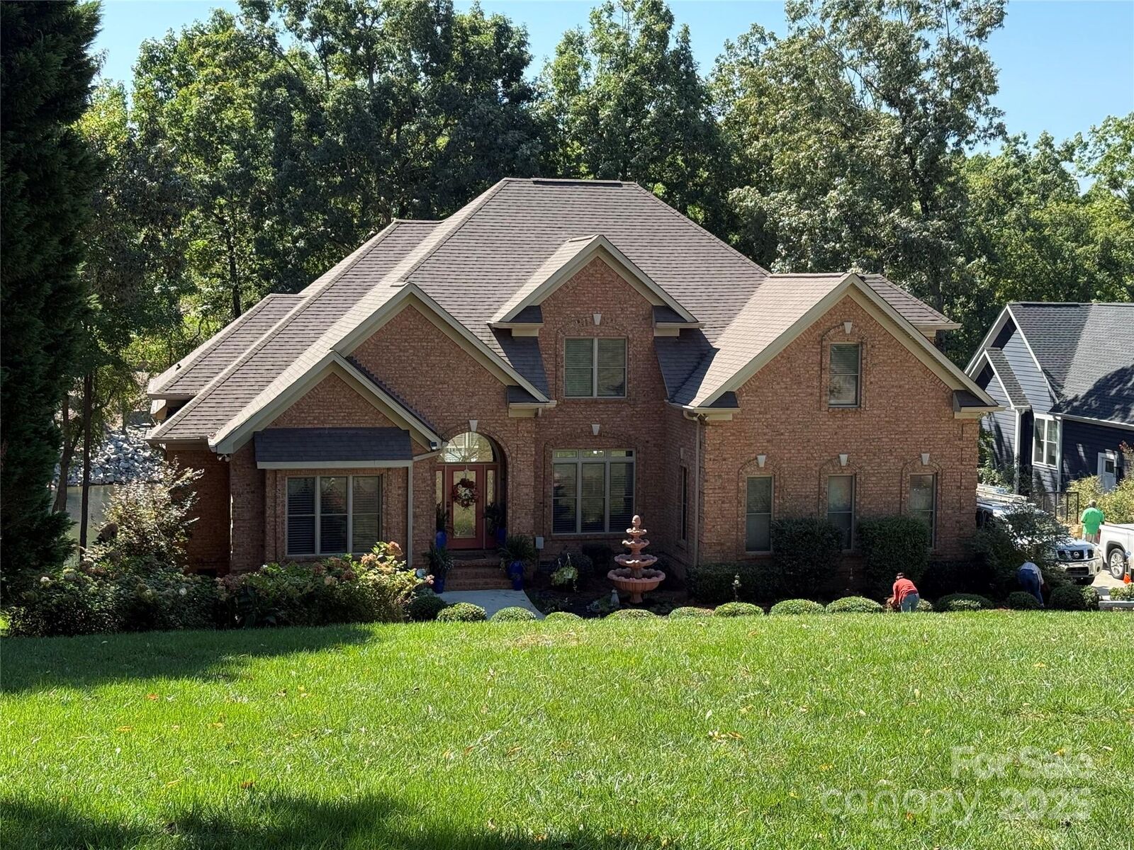 Property Photo:  107 Nautilus Court  NC 28166 