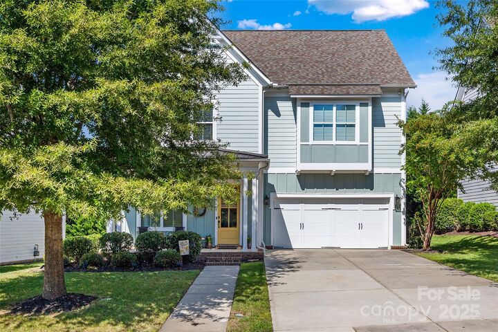 Property Photo: 5212 Meadowcroft Way SC 29708