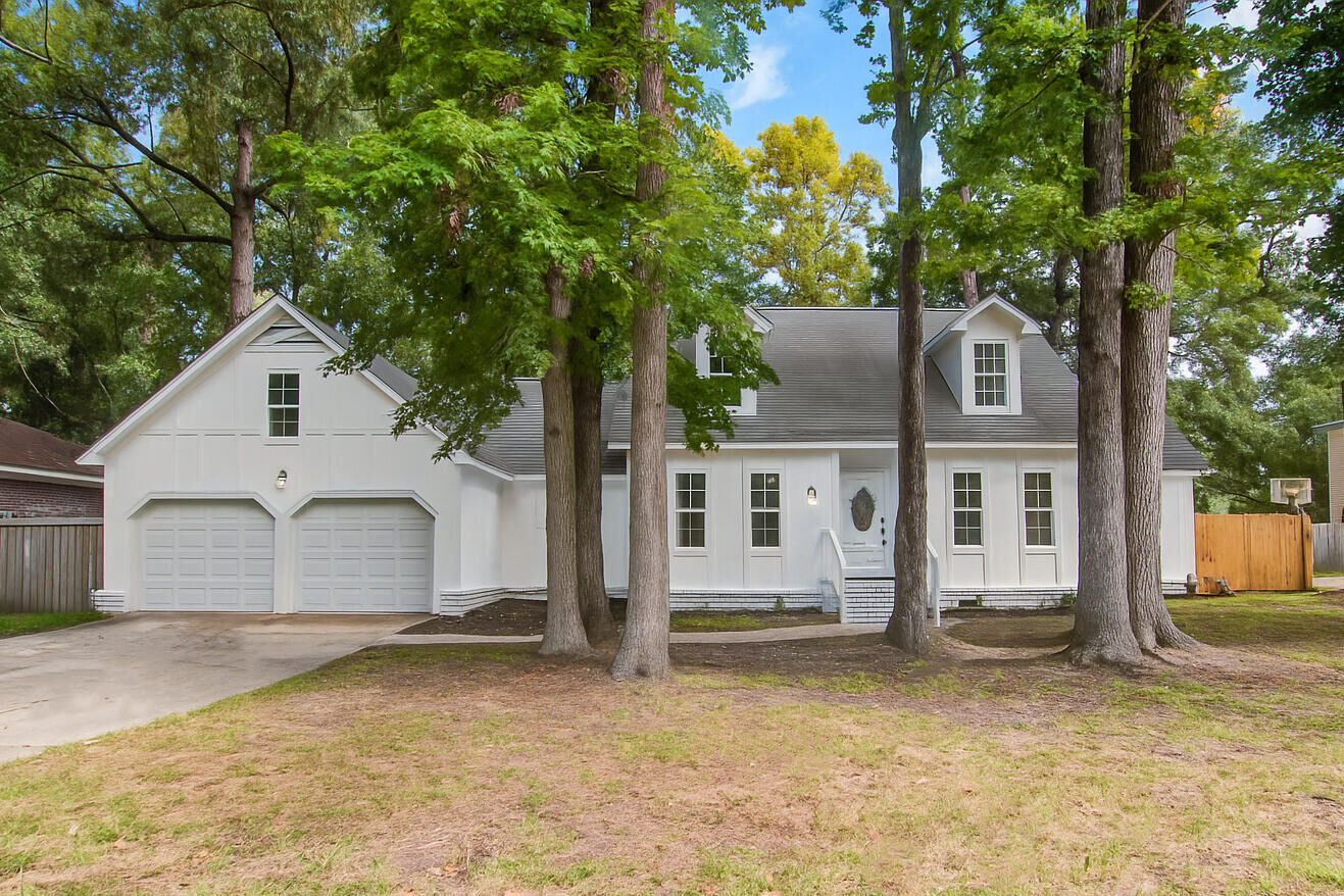 Property Photo: 205 Foxcroft Lane SC 29485