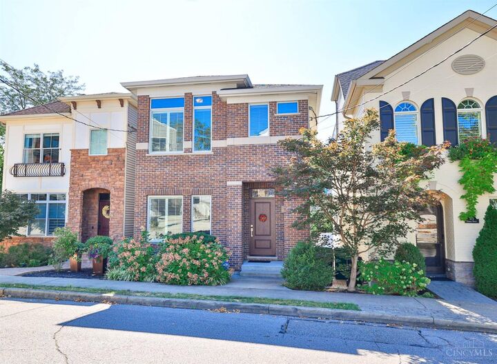 474 Strafer Street  Cincinnati OH 45226 photo