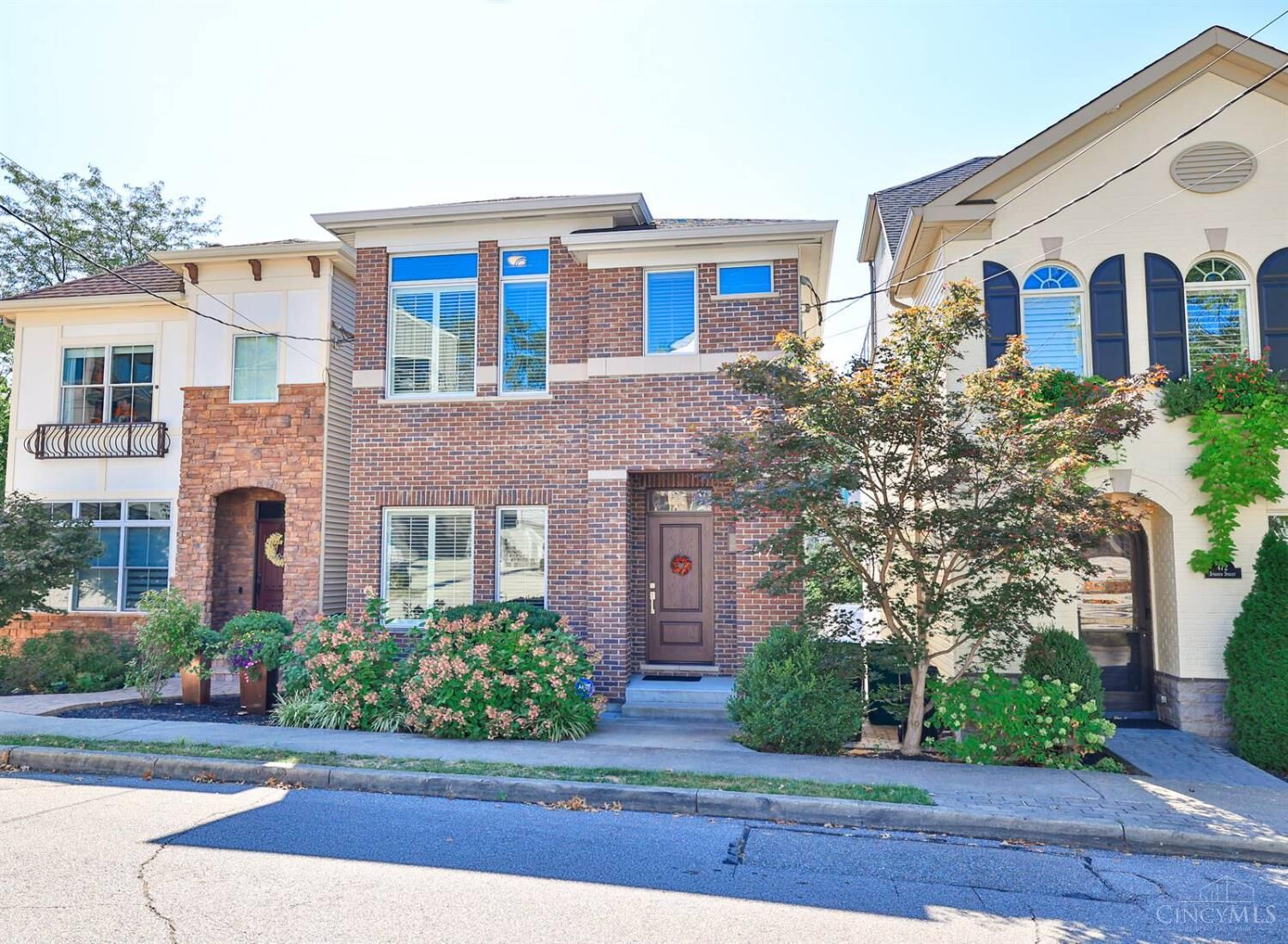 Property Photo: 474 Strafer Street OH 45226