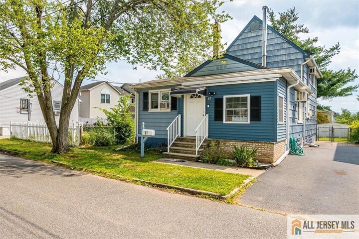 Property Photo:  87 Fiume Street  NJ 08830 