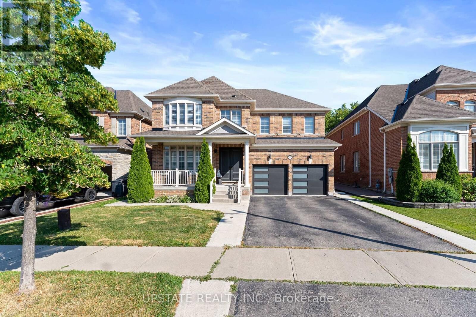 Property Photo:  21 Lauderhill Road  ON L6P 2Z1 