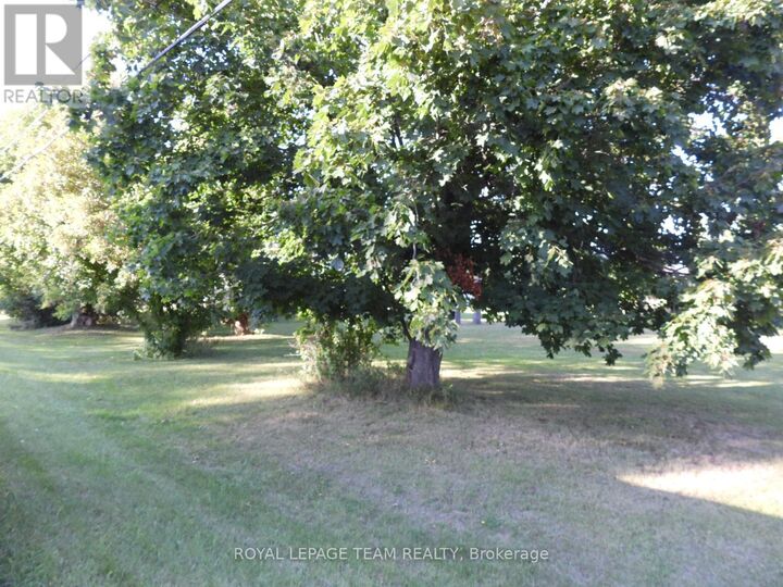 Property Photo:  2710 Dunrobin Road  ON K0A 1T0 