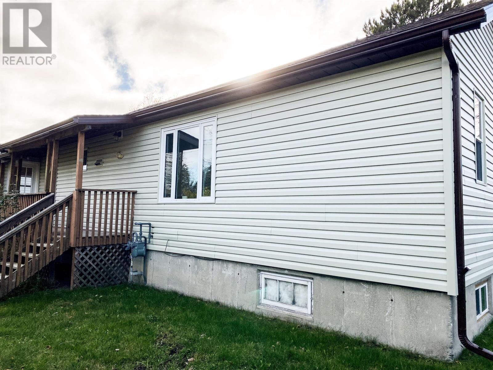 Property Photo:  11 Pugsley St  ON P0V 2M0 