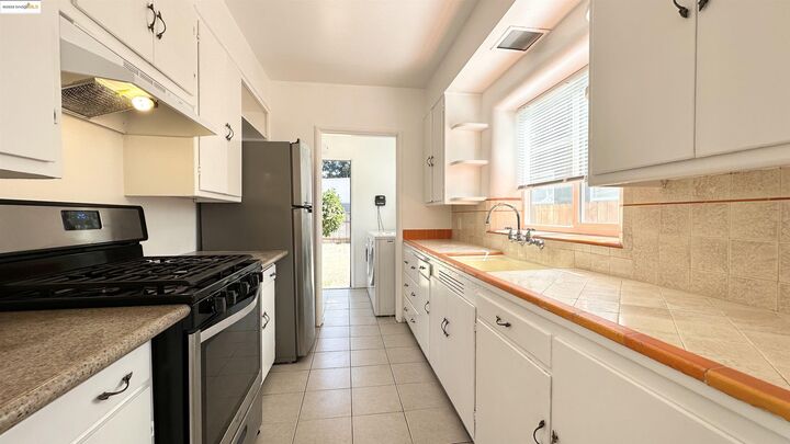 Property Photo: