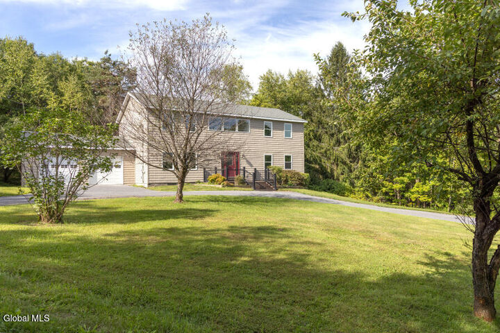 Property Photo:  128 Himmel Lane  NY 12175 