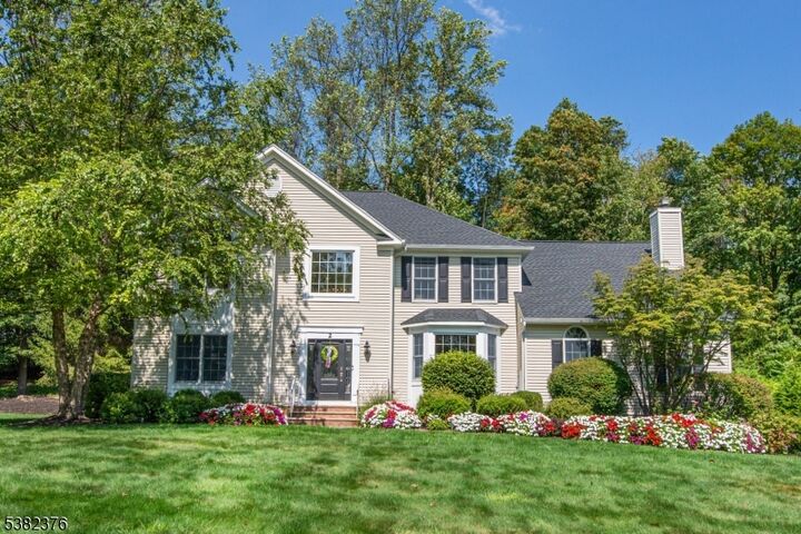 Property Photo: 2 Wexford Ct NJ 07945