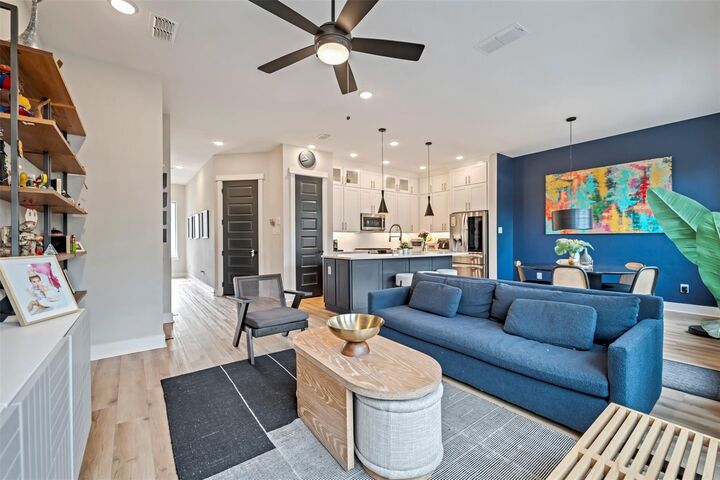 Property Photo:  5209 Carters Bank Avenue  TX 77091 